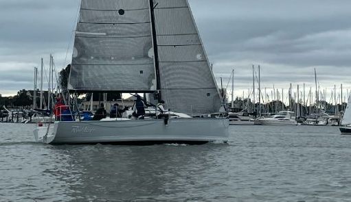 tartan 101 sailboat